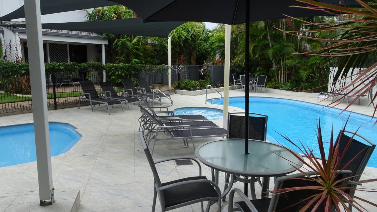 נוסוויל Noosa Gardens Riverside Resort מראה חיצוני תמונה
