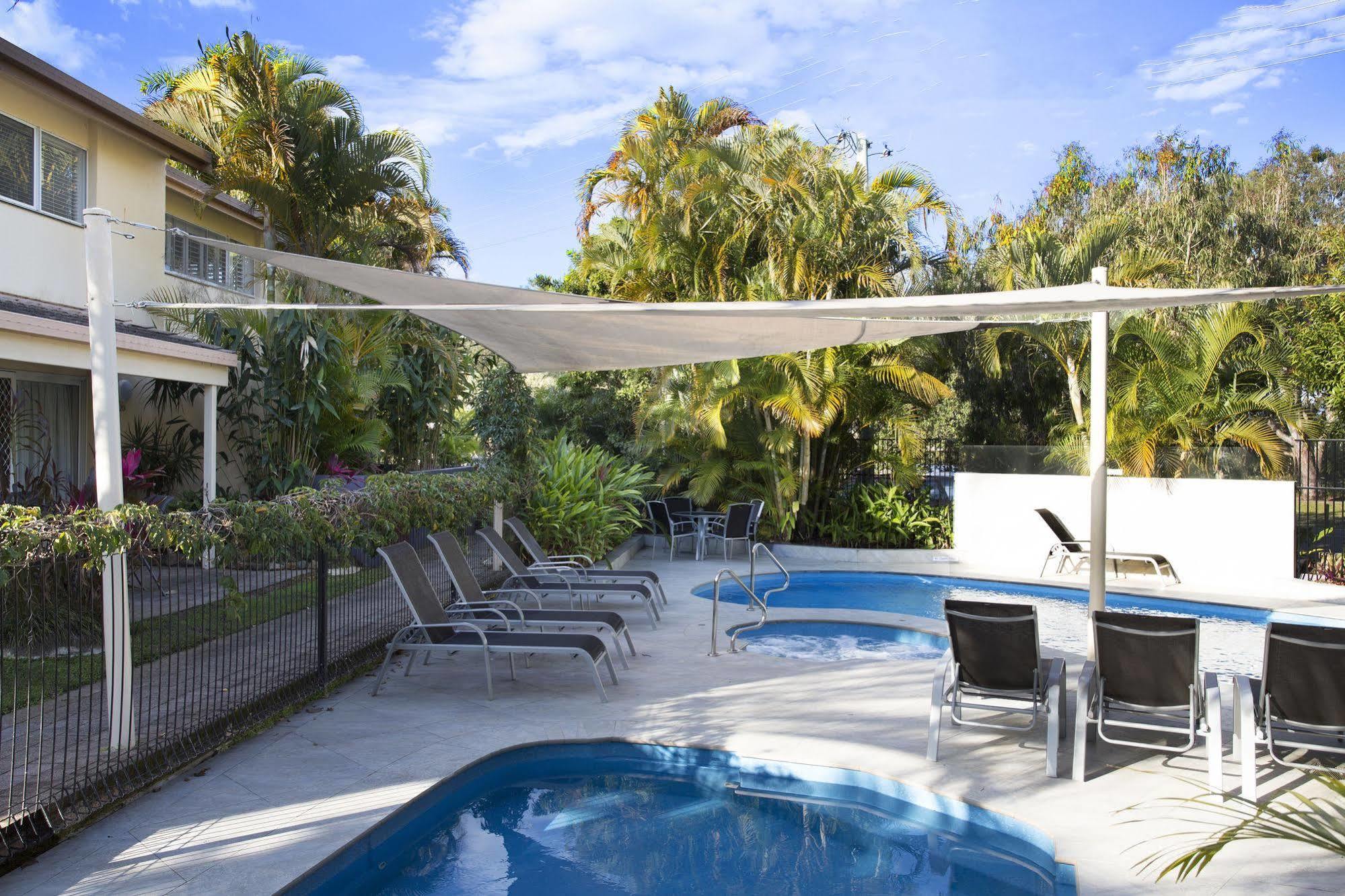 נוסוויל Noosa Gardens Riverside Resort מראה חיצוני תמונה